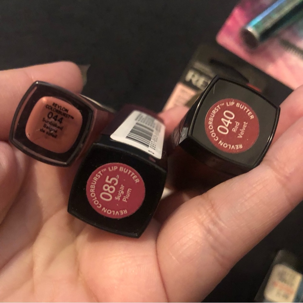 Revlon makeup bundle - Picture 12 of 15